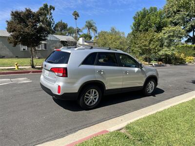 2014 Kia Sorento LX   - Photo 9 - Studio City, CA 91604
