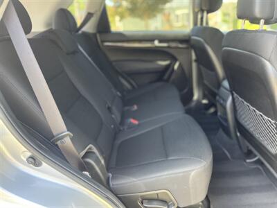 2014 Kia Sorento LX   - Photo 48 - Studio City, CA 91604