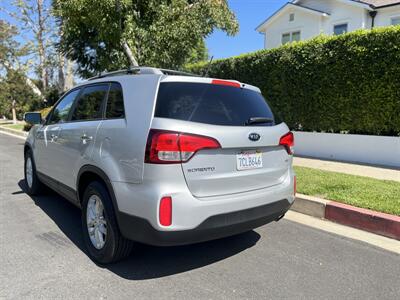 2014 Kia Sorento LX   - Photo 15 - Studio City, CA 91604