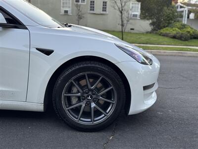 2023 Tesla Model 3   - Photo 25 - Studio City, CA 91604