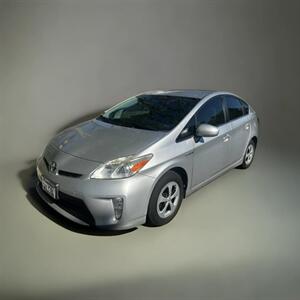 2012 Toyota Prius Three   - Photo 2 - Studio City, CA 91604