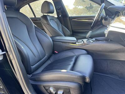 2019 BMW 5 Series 530e iPerformance - Photo 61 - Studio City, CA 91604