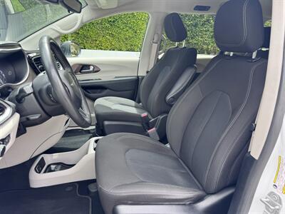 2024 Chrysler Voyager LX - Photo 18 - Studio City, CA 91604
