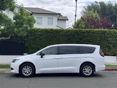 2024 Chrysler Voyager LX - Photo 9 - Studio City, CA 91604