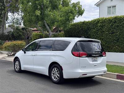 2024 Chrysler Voyager LX - Photo 8 - Studio City, CA 91604