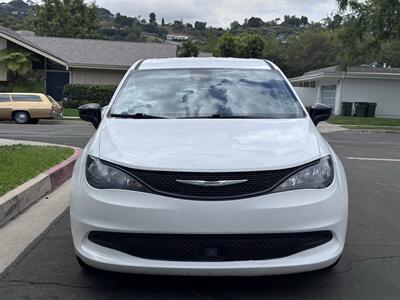 2024 Chrysler Voyager LX - Photo 4 - Studio City, CA 91604