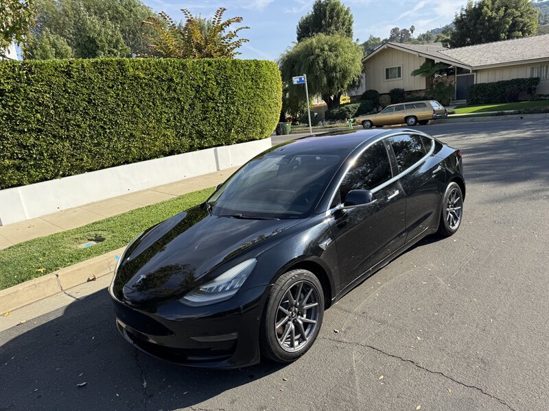 2018 Tesla Model 3 Mid Range photo 4