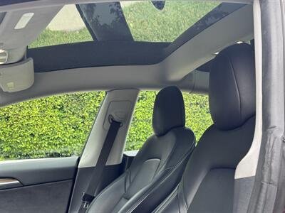 2022 Tesla Model 3 Long Range - Photo 28 - Studio City, CA 91604