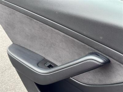 2022 Tesla Model 3 Long Range - Photo 31 - Studio City, CA 91604