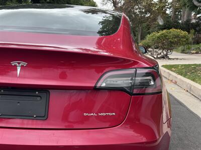 2022 Tesla Model 3 Long Range - Photo 14 - Studio City, CA 91604