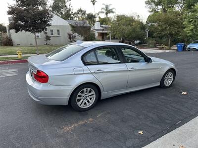 2006 BMW 325i   - Photo 18 - Studio City, CA 91604