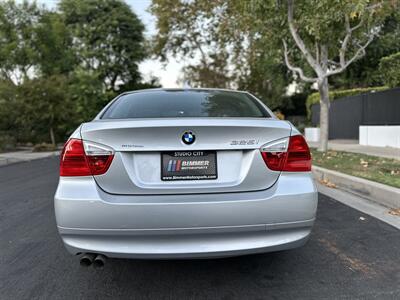 2006 BMW 325i   - Photo 12 - Studio City, CA 91604