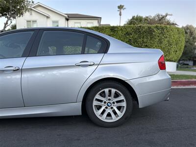 2006 BMW 325i   - Photo 59 - Studio City, CA 91604