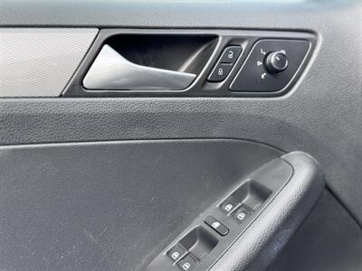2017 Volkswagen Jetta 1.4T S - Photo 31 - Studio City, CA 91604