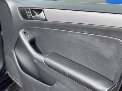 2017 Volkswagen Jetta 1.4T S - Photo 45 - Studio City, CA 91604