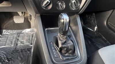 2017 Volkswagen Jetta 1.4T S   - Photo 24 - Studio City, CA 91604