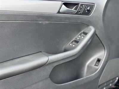 2017 Volkswagen Jetta 1.4T S - Photo 22 - Studio City, CA 91604
