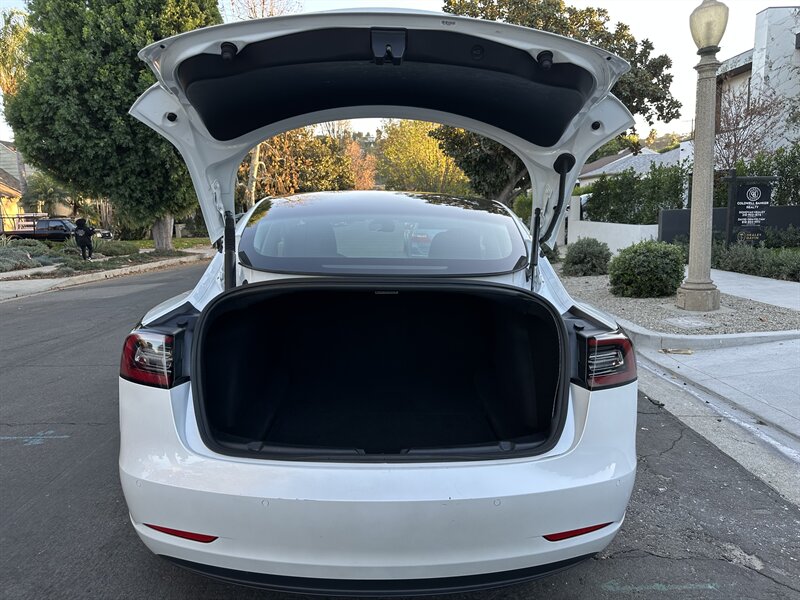 2022 Tesla Model 3 Base photo 37