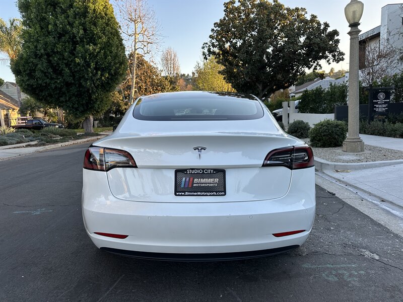 2022 Tesla Model 3 Base photo 5