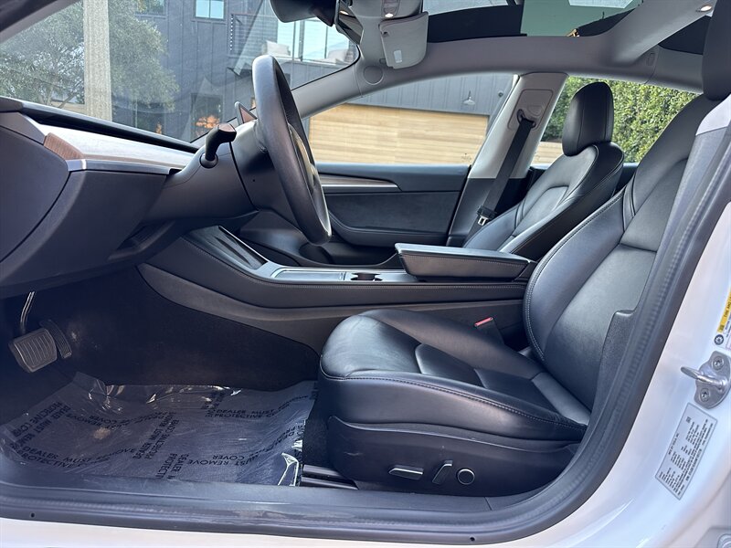 2022 Tesla Model 3 Base photo 17