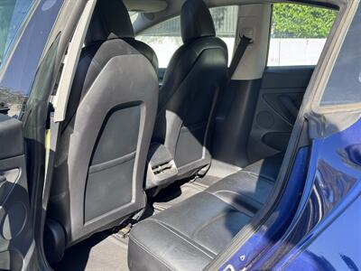 2022 Tesla Model 3 - Photo 28 - Studio City, CA 91604