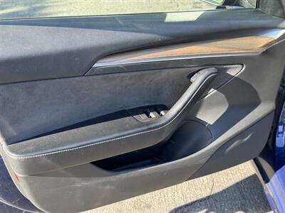 2022 Tesla Model 3 - Photo 39 - Studio City, CA 91604