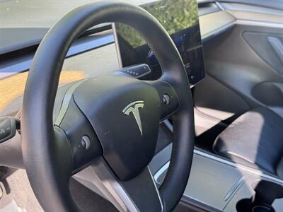 2022 Tesla Model 3 - Photo 25 - Studio City, CA 91604