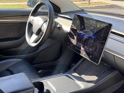 2022 Tesla Model 3 - Photo 42 - Studio City, CA 91604