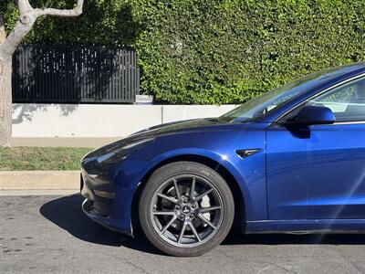 2022 Tesla Model 3 - Photo 10 - Studio City, CA 91604