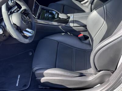 2025 Mercedes-Benz AMG GT 63   - Photo 38 - Studio City, CA 91604