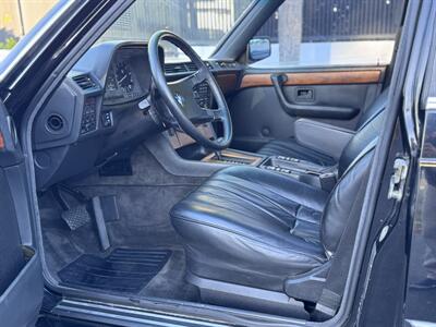 1985 BMW E23 735i   - Photo 27 - Studio City, CA 91604