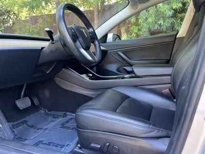 2018 Tesla Model 3 Long Range   - Photo 20 - Studio City, CA 91604