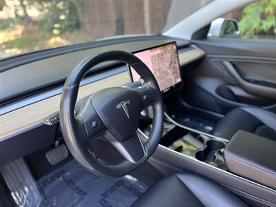 2018 Tesla Model 3 Long Range   - Photo 27 - Studio City, CA 91604