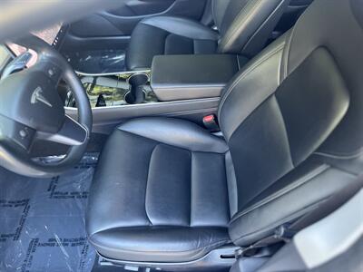 2018 Tesla Model 3 Long Range   - Photo 21 - Studio City, CA 91604