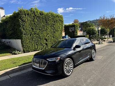 2019 Audi e-tron quattro Prestige   - Photo 2 - Studio City, CA 91604