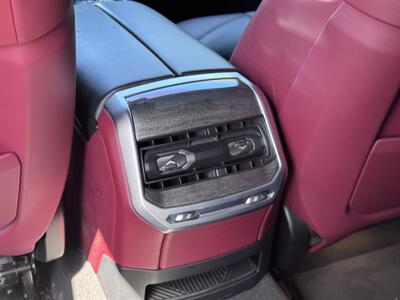 2023 BMW 7 Series 740i - Photo 32 - Studio City, CA 91604