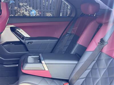 2023 BMW 7 Series 740i - Photo 30 - Studio City, CA 91604