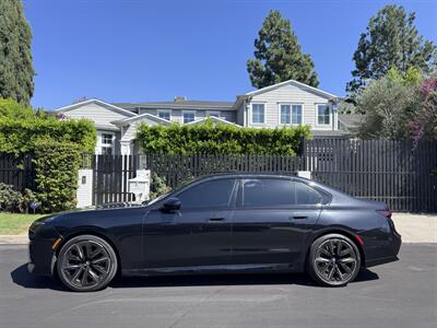 2023 BMW 7 Series 740i - Photo 12 - Studio City, CA 91604