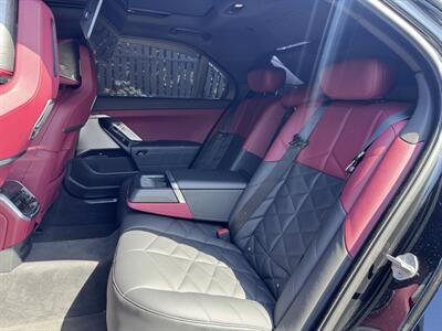 2023 BMW 7 Series 740i - Photo 28 - Studio City, CA 91604
