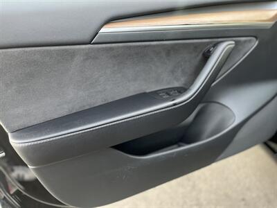 2022 Tesla Model 3   - Photo 29 - Studio City, CA 91604