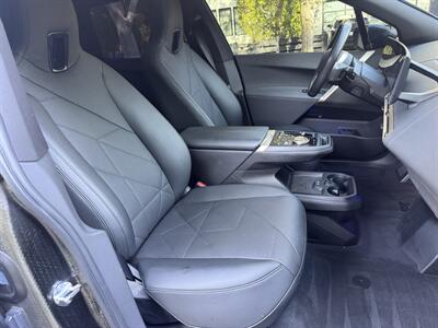 2024 BMW iX xDrive50   - Photo 32 - Studio City, CA 91604