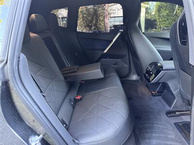 2024 BMW iX xDrive50   - Photo 29 - Studio City, CA 91604