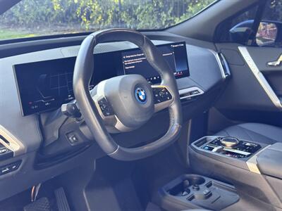 2024 BMW iX xDrive50   - Photo 25 - Studio City, CA 91604