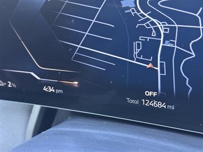 2024 BMW iX xDrive50   - Photo 35 - Studio City, CA 91604