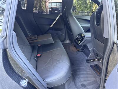 2024 BMW iX xDrive50   - Photo 30 - Studio City, CA 91604