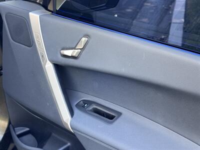 2024 BMW iX xDrive50   - Photo 36 - Studio City, CA 91604