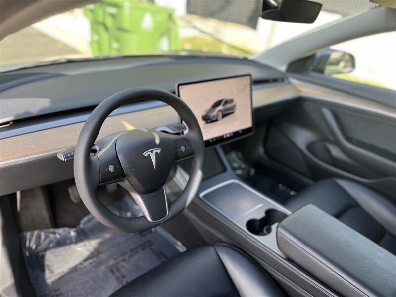 2022 Tesla Model 3 Base photo 17