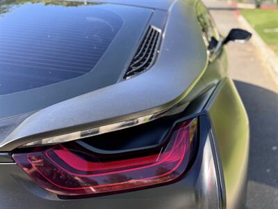 2019 BMW i8 - Photo 23 - Studio City, CA 91604