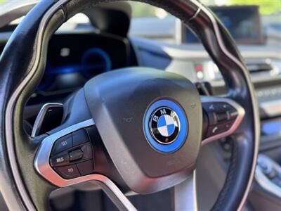 2019 BMW i8 - Photo 43 - Studio City, CA 91604