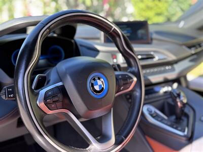 2019 BMW i8 - Photo 38 - Studio City, CA 91604